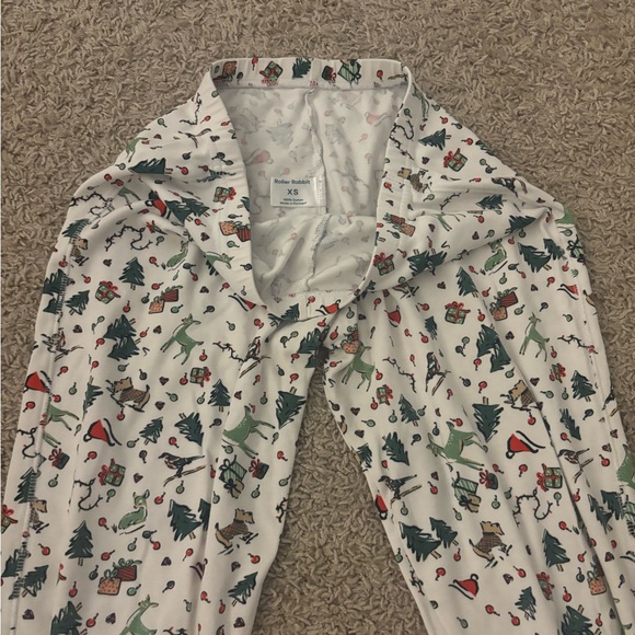 Roller Rabbit Christmas Pajama Set - Picture 2 of 6
